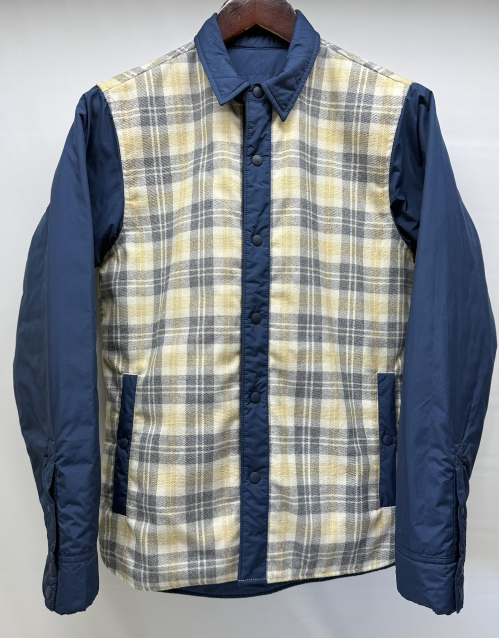 PATAGONIA Gratio Quilted Nano Puffer Jacket Mens X-Small Reversible Blue Plaid